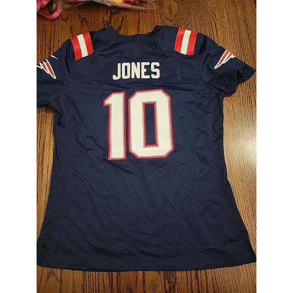 Nike Mac Jones New England PATRIOTS Womens Size Medium Jersey NFL Football Top - Picture 1 of 8